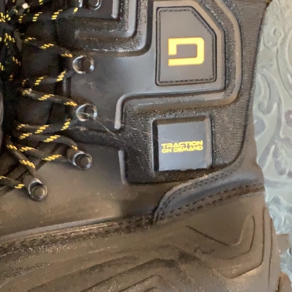 Dakota work boots. Traction on demand spiked. CSA approved. Only worn twice. - Picture 4 of 7